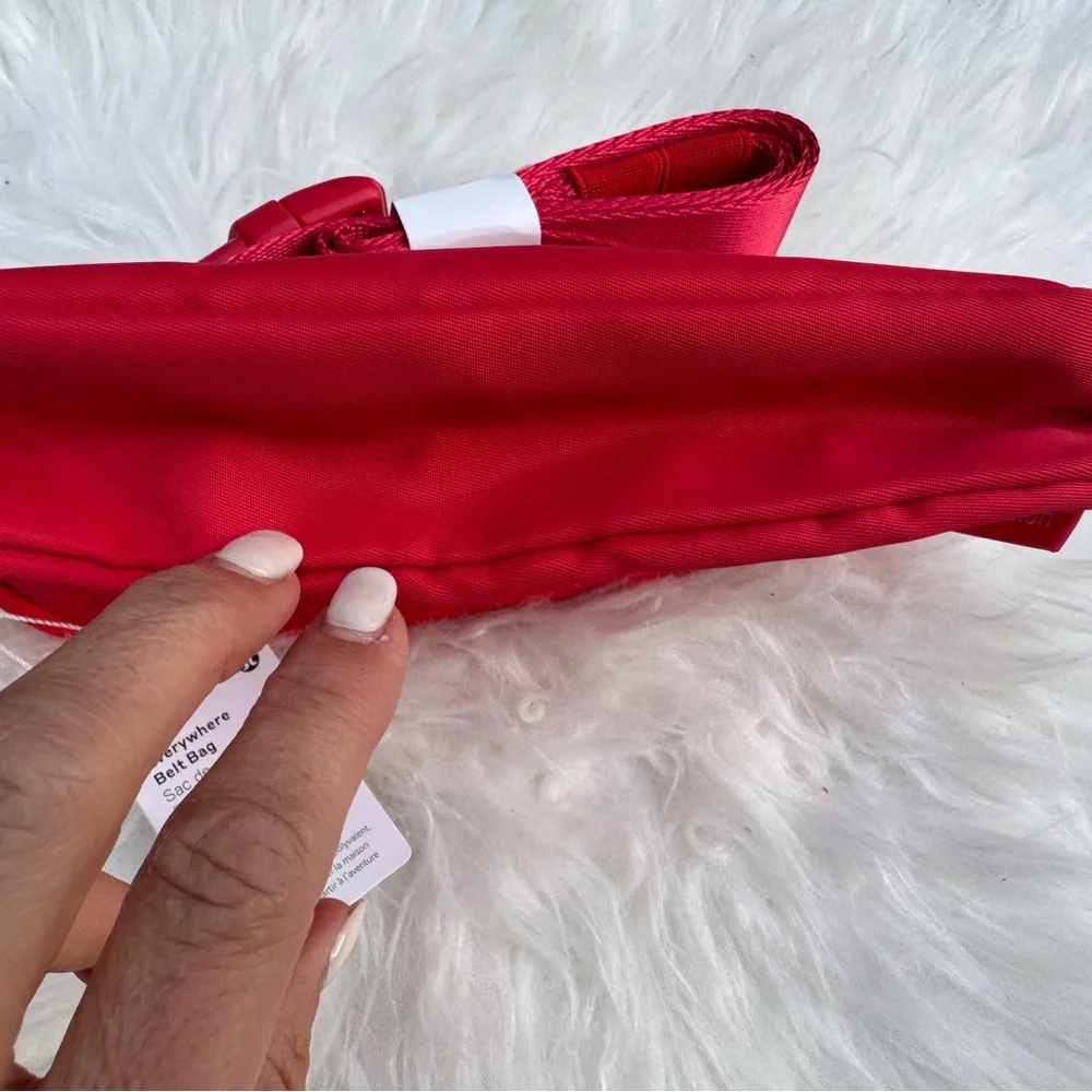 NWT Lululemon Belt Bag Crossbody 1L -Red - Picture 7 of 9